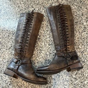 Bed Stu Burnley Boots